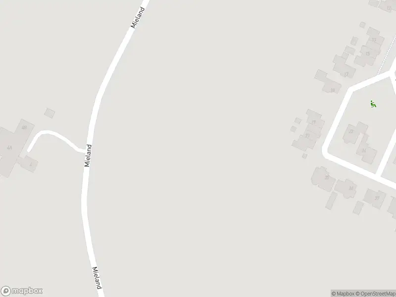 Ambulance met grote spoed naar de Trompstraat in Oudeschild