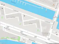 Ambulance met grote spoed naar de 's-Lands werf in Rotterdam