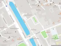 Brandweer met gepaste spoed naar de Rijnkade in Utrecht vanwege een liftopsluiting