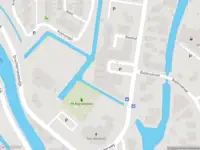 Ambulance met grote spoed naar de Bavohof in Ursem