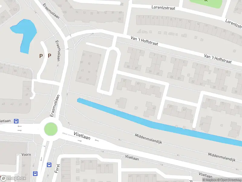 Ambulance met grote spoed naar de Kamerlingh Onnesstraat in Ridderkerk