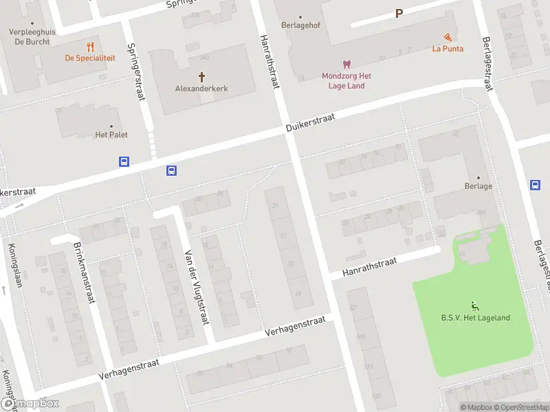 Ambulance met gepaste spoed naar de Hanrathstraat in Rotterdam