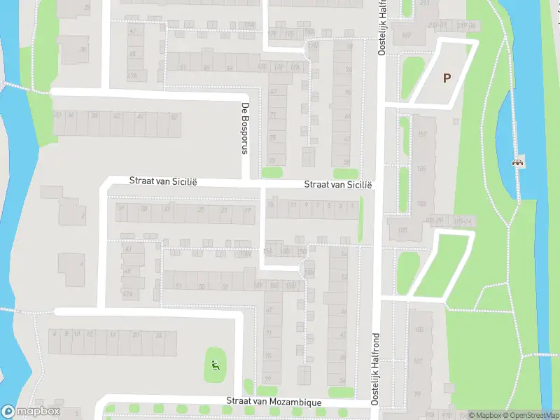 Ambulance met grote spoed naar de Straat van Magelhaens in Amstelveen