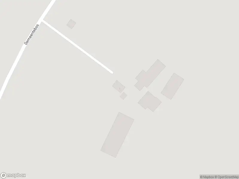 Ambulance met grote spoed naar de Gemeentebos in Grathem