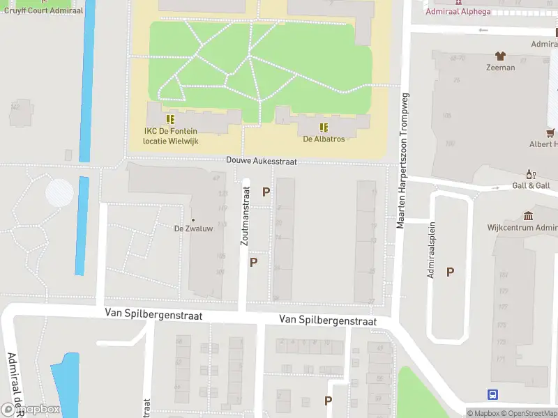 Ambulance met gepaste spoed naar de Zoutmanstraat in Dordrecht