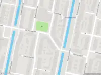 Ambulance met grote spoed naar de Landfortstraat in Rotterdam