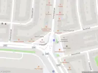 Ambulance met gepaste spoed naar de Scheldeplein in Amsterdam