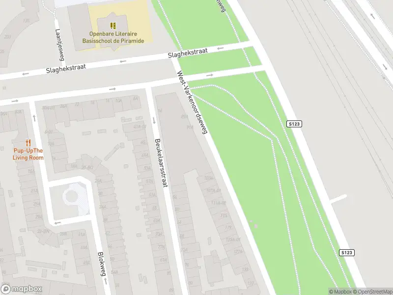 Besteld ambulance vervoer naar de West-Varkenoordseweg in Rotterdam