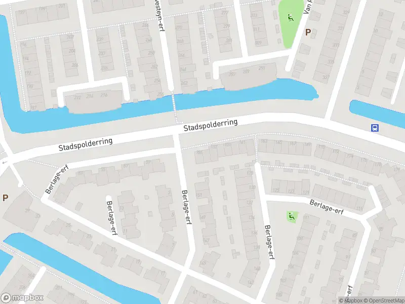Ambulance met gepaste spoed naar de Berlage-erf in Dordrecht