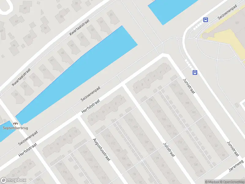 Brandweer met grote spoed naar de Maandenweg in Almere vanwege afhijsen patient