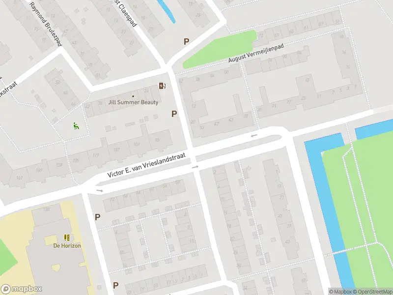 Ambulance met gepaste spoed naar de Victor E. van Vrieslandstraat in Rotterdam