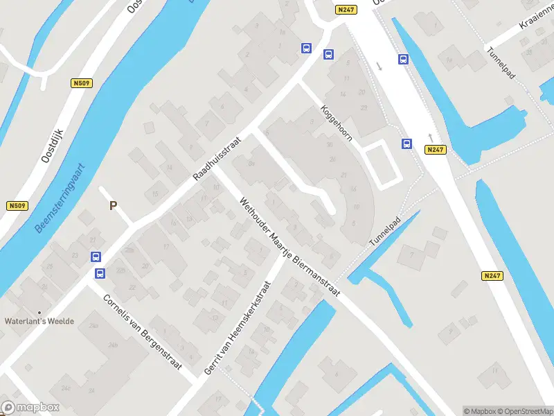 Ambulance met grote spoed naar de Wethouder Maartje Biermanstraat in Oosthuizen