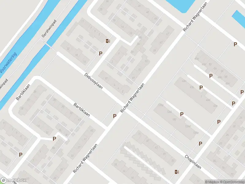 Ambulance met gepaste spoed naar de Debussylaan in Voorschoten