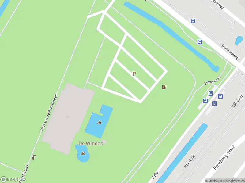 Ambulance met gepaste spoed naar de Berkelseweg in Bergschenhoek