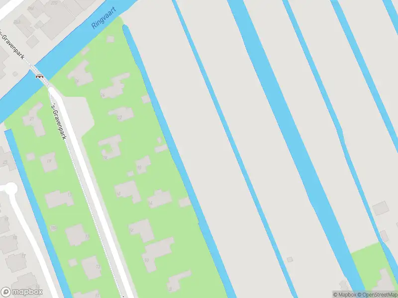 Ambulance met gepaste spoed naar de Groenedijk in Capelle aan den IJssel