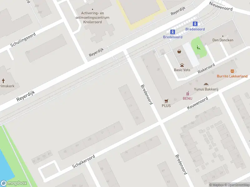 Ambulance met gepaste spoed naar de Bredenoord in Rotterdam
