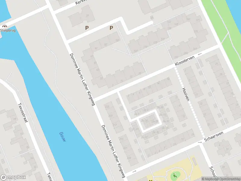 Ambulance met gepaste spoed naar de Kloosterven in Zaandam