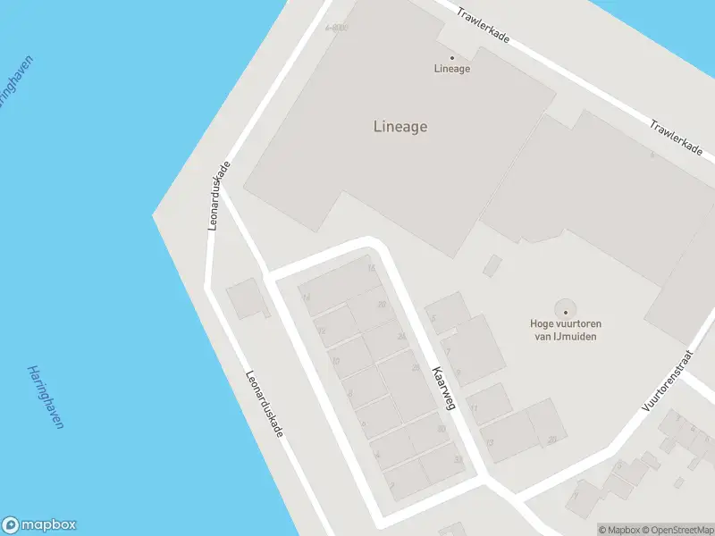 Ambulance met grote spoed naar de Havenkade in IJmuiden