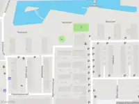 Ambulance met grote spoed naar de Nestorpad in Rotterdam