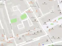 Ambulance met grote spoed naar de Oude Binnenweg in Rotterdam