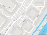 Ambulance met grote spoed naar de Oosterlengte in Amsterdam