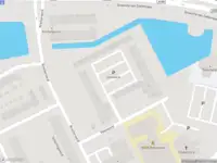 Ambulance met grote spoed naar de Veenoord in Rotterdam