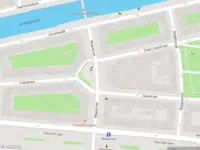 Ambulance met gepaste spoed naar de IJselstraat in Amsterdam