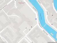 Ambulance met gepaste spoed naar de Sint Liduinastraat in Schiedam