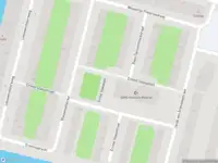 Ambulance met gepaste spoed naar de De Leeuw van Vlaanderenstraat in Amsterdam