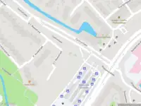 Ambulance met grote spoed naar de Ruwaard van Puttenweg in Spijkenisse