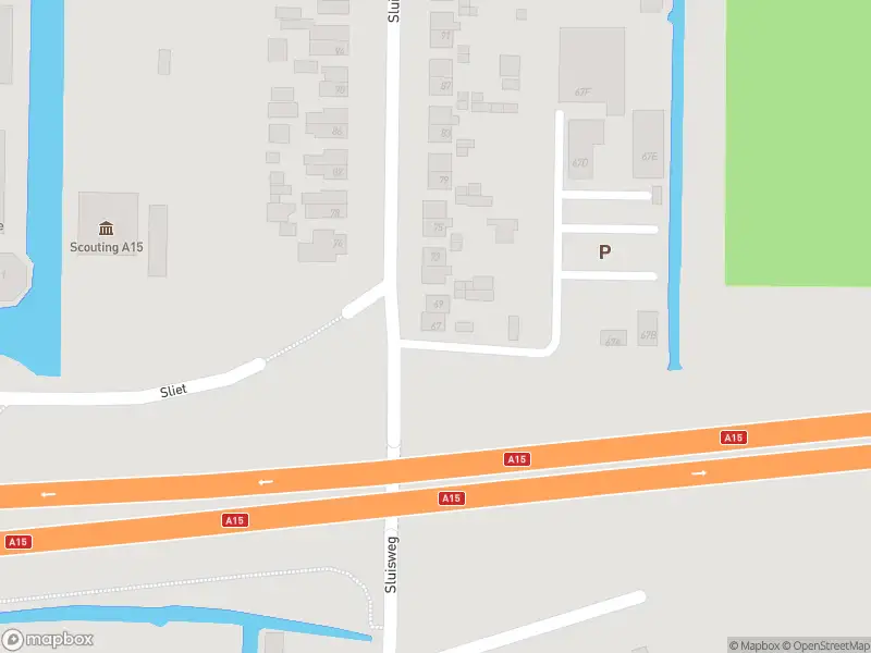 Ambulance met grote spoed naar de Sluisweg in Hardinxveld-Giessendam