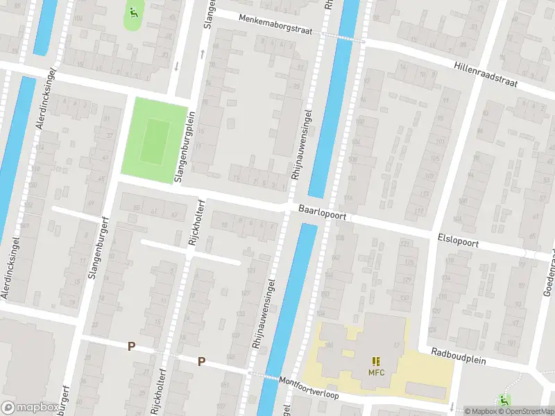 Ambulance met gepaste spoed naar de Ehrensteindam in Rotterdam