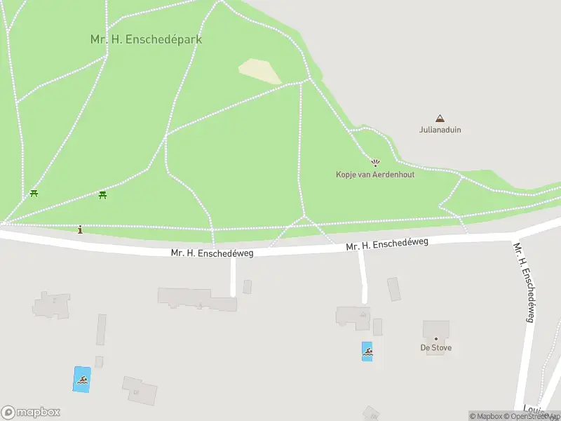 Brandweer met grote spoed naar de Bloemendaalseweg in Bloemendaal vanwege stormschade