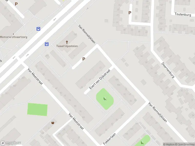 Brandweer met grote spoed naar de Evert van Dijkstraat in Beverwijk vanwege voertuigbrand
