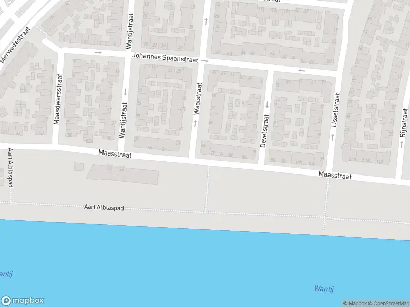 Ambulance met grote spoed naar de Maasstraat in Dordrecht