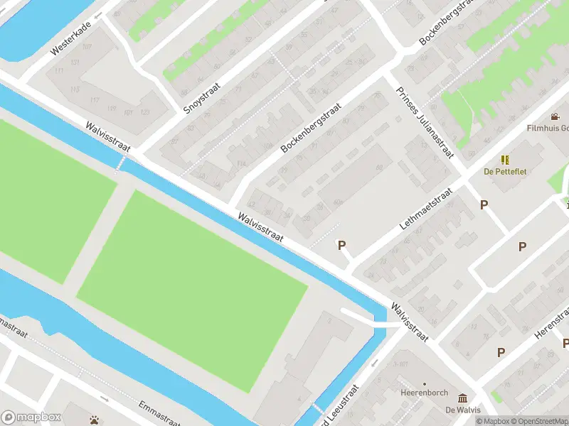 Ambulance met gepaste spoed naar de Uiverplein in Gouda