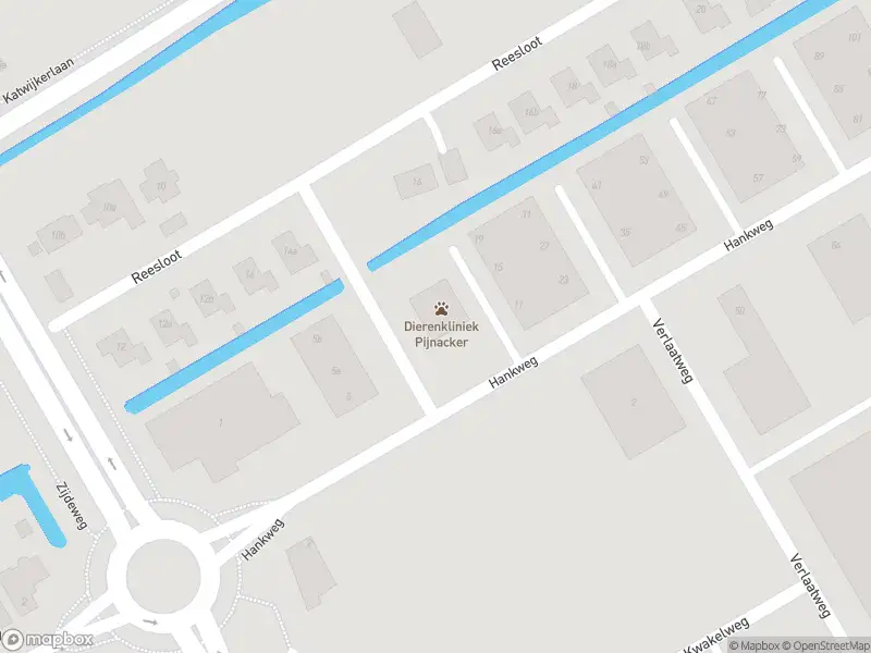 Ambulance met grote spoed naar de Hankweg in Pijnacker