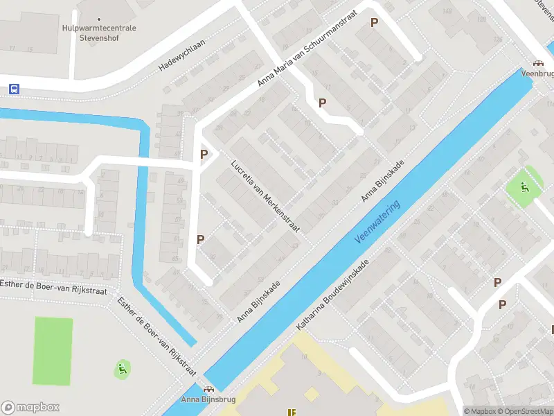 Ambulance met gepaste spoed naar de Lucretia van Merkenstraat in Leiden