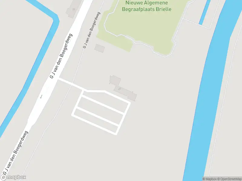 Ambulance met gepaste spoed naar de G J van den Boogerdweg in Brielle