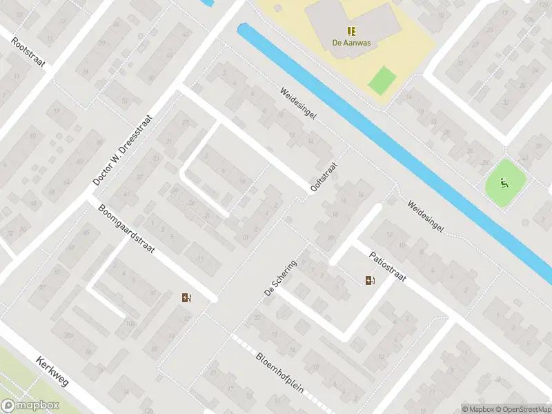 Ambulance met grote spoed naar de De Schering in Zuidland