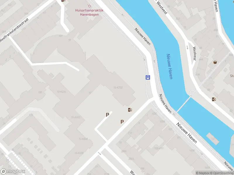 Ambulance met gepaste spoed naar de Sint Liduinastraat in Schiedam