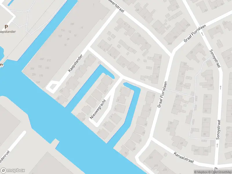 Ambulance met grote spoed naar de Nieuwegracht in Medemblik