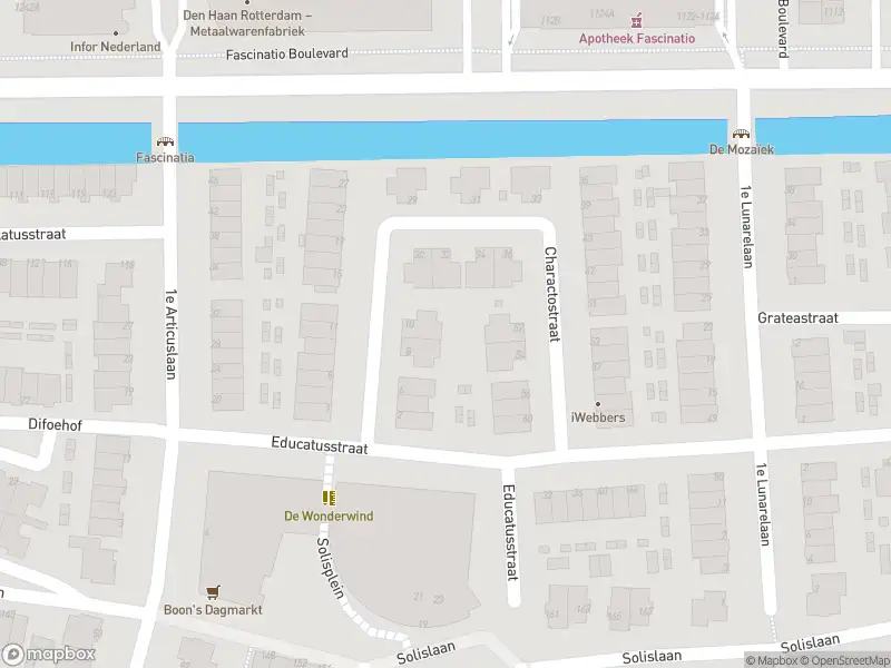 Ambulance met gepaste spoed naar de Charactostraat in Capelle aan den IJssel