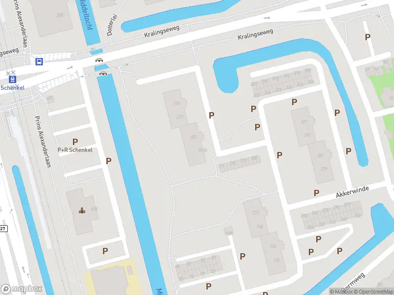 Ambulance met gepaste spoed naar de Akkerwinde in Capelle aan den IJssel