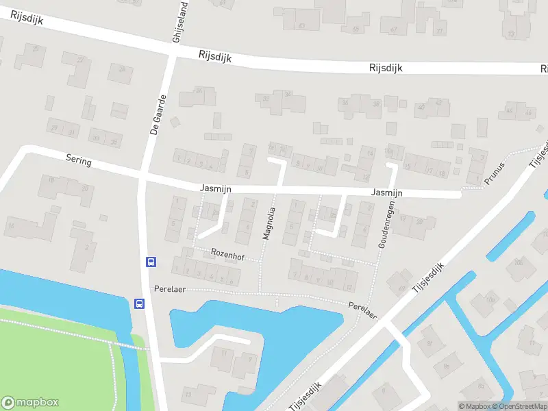 Ambulance met grote spoed naar de Magnolia in Rhoon