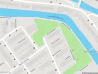 Ambulance met grote spoed naar de Griendweistraat in Rotterdam
