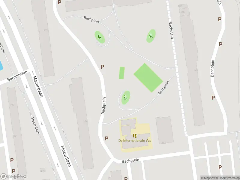 Ambulance met gepaste spoed naar de Bachplein in Schiedam