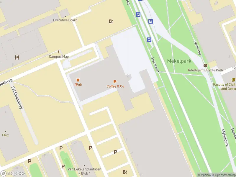 Brandweer met gepaste spoed naar de Feldmannweg in Delft vanwege afgaan automatisch brandalarm