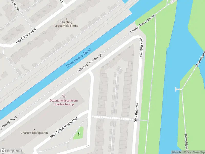 Ambulance met grote spoed naar de Wim Schuhmacherhof in Rotterdam