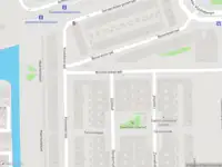 Ambulance met grote spoed naar de Dijlehof in Amsterdam